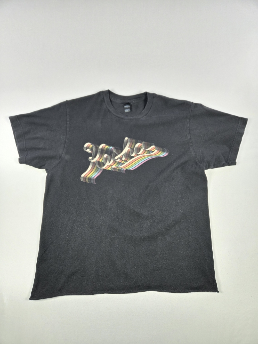 Kesha Official Rainbow Album Merchandise Retro 70s Logo Graphic Tee Black Medium